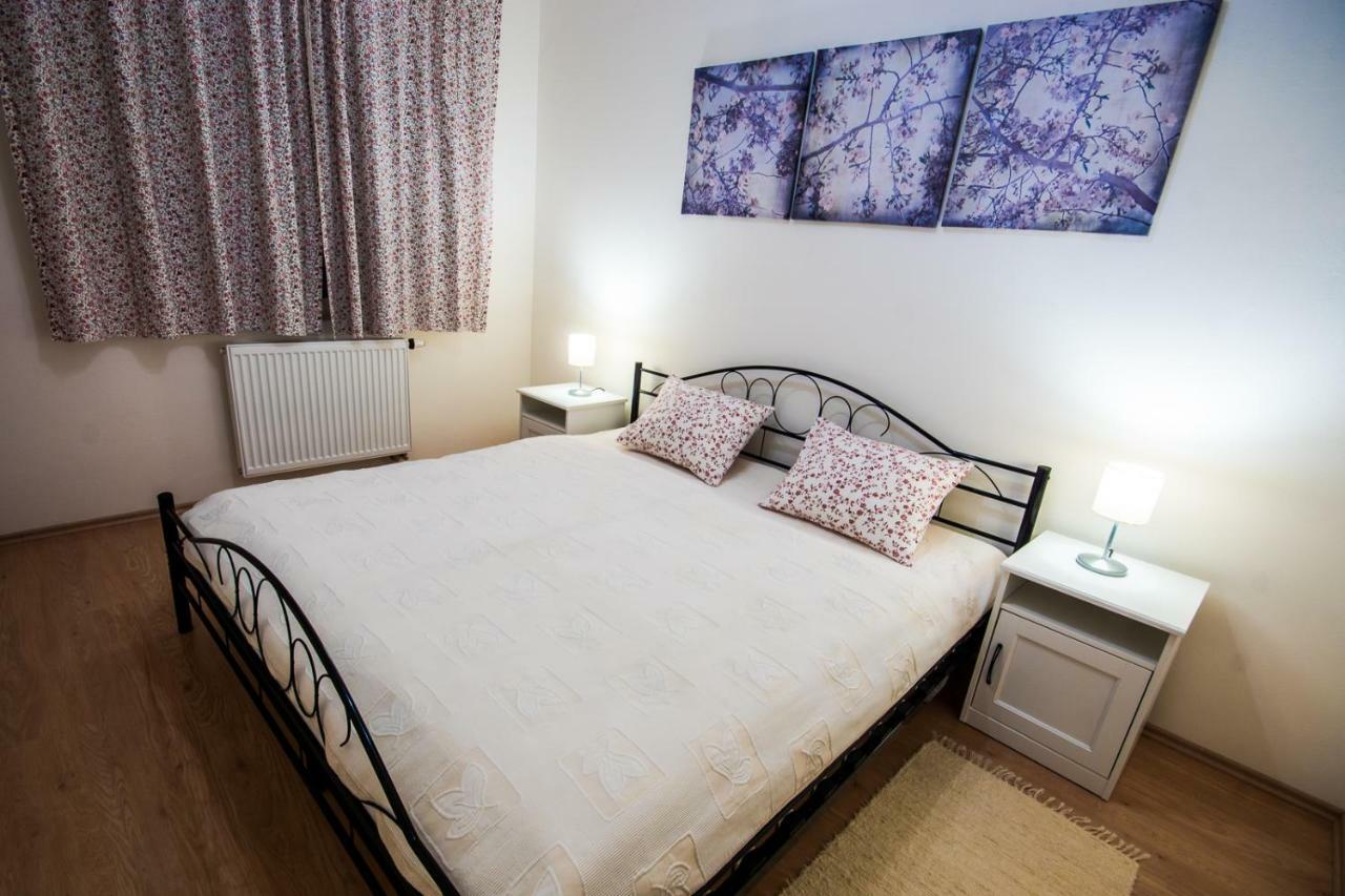 Apartment Шаморін Екстер'єр фото