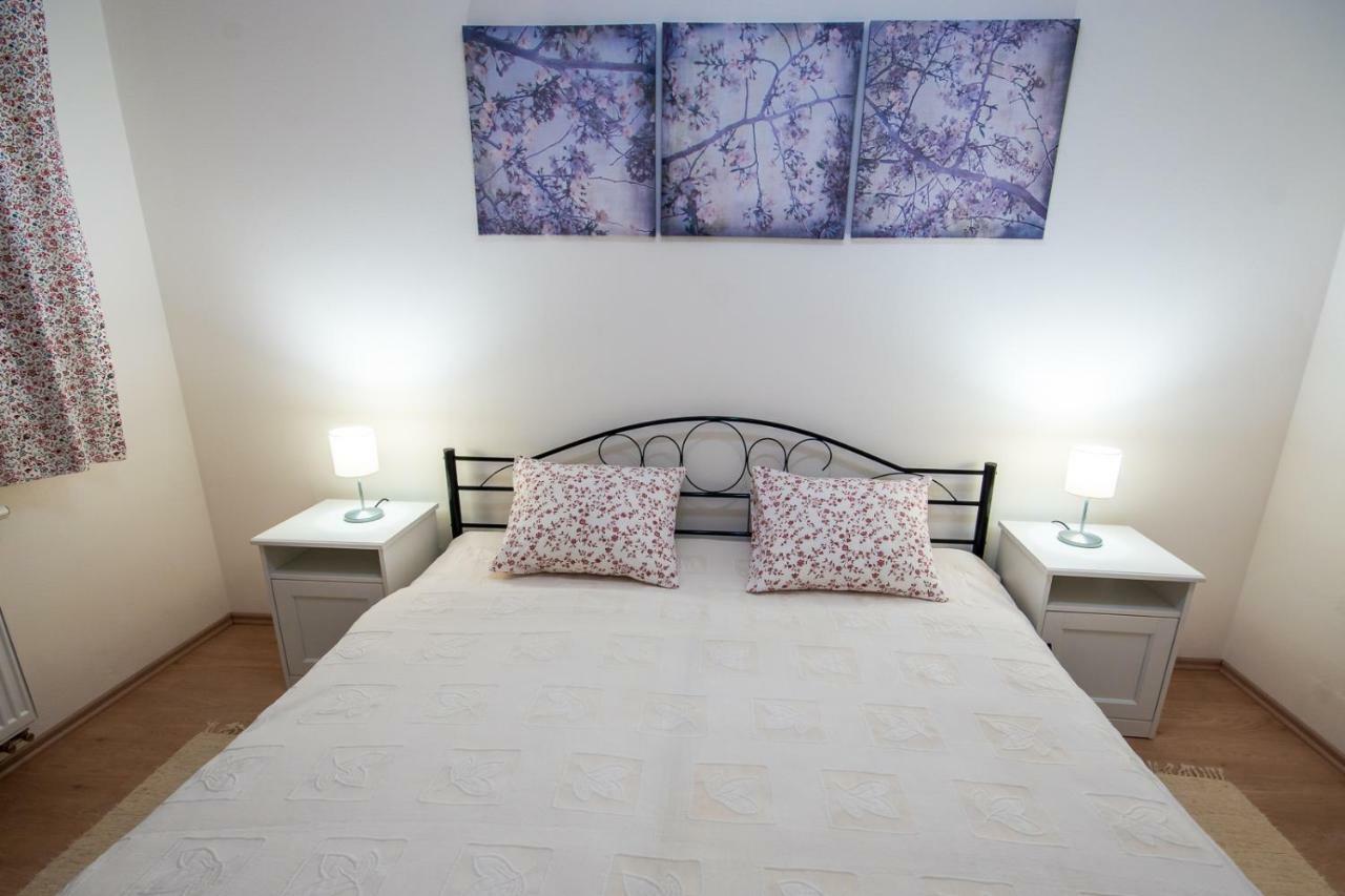 Apartment Шаморін Екстер'єр фото